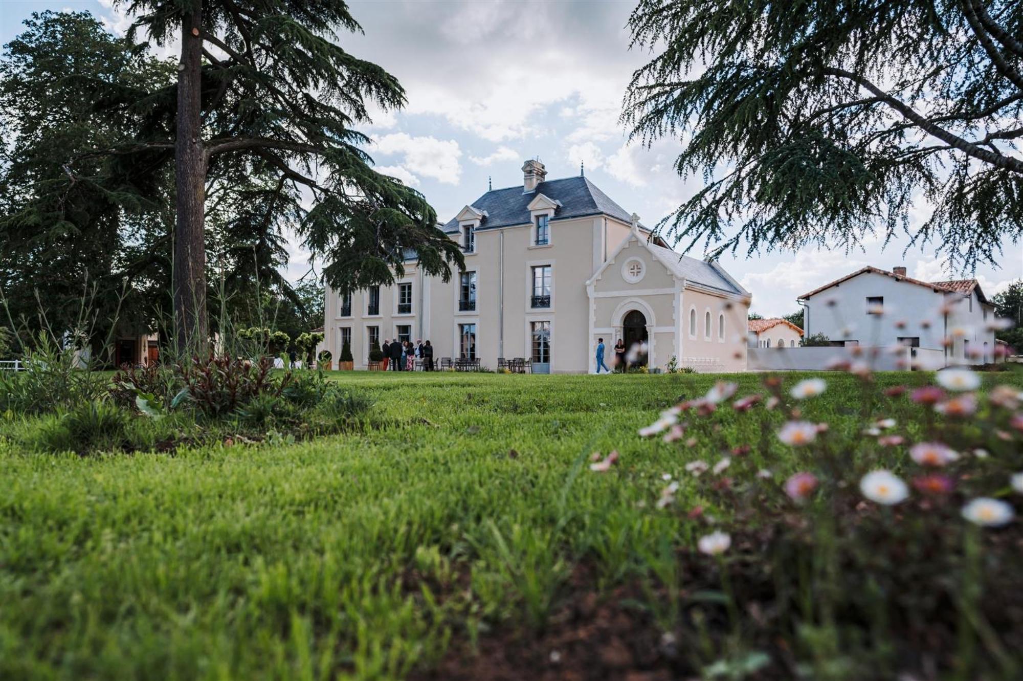 Hotel Domaine De L'ecorcerie *