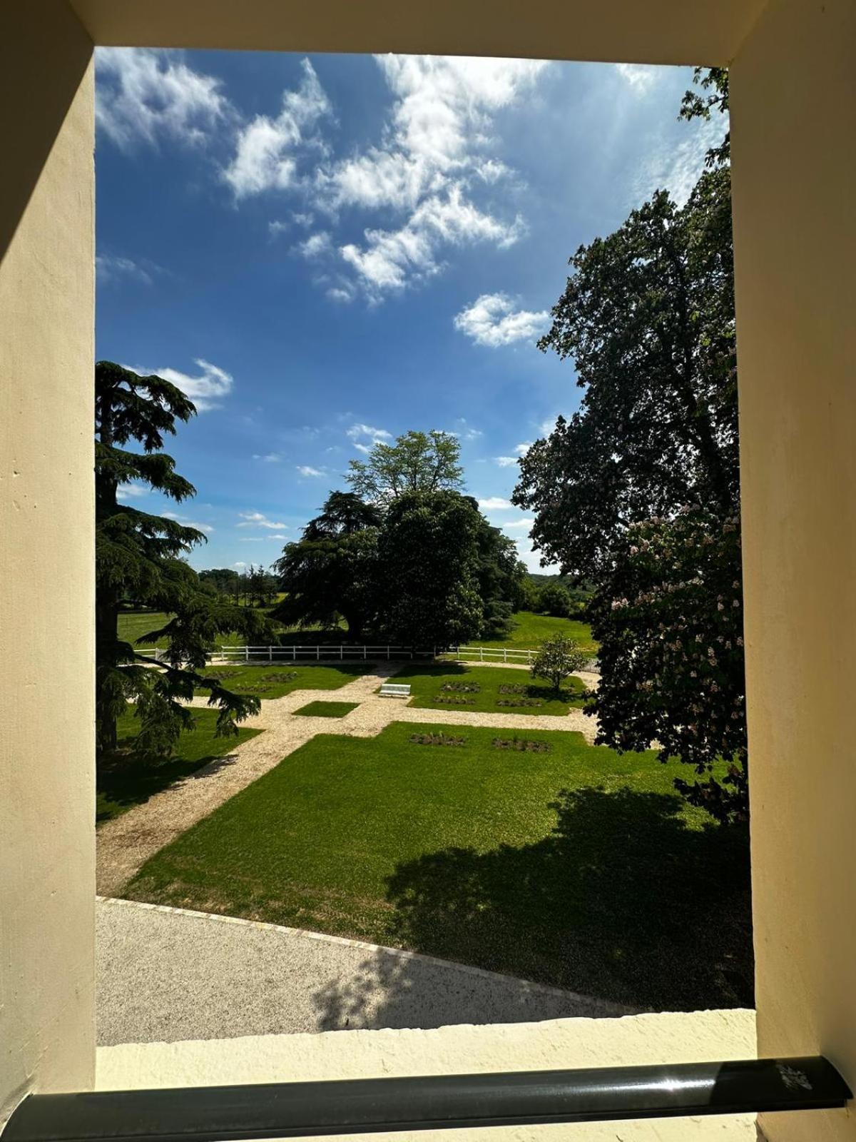 Domaine De L'ecorcerie Hotel Fontaine-le-Comte